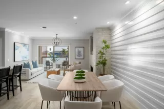 Photo #6: 250024000 Listing