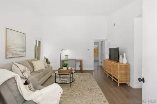 Photo #5: 250024015 Listing