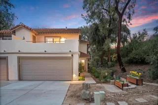 Photo #1: 250024018 Listing 