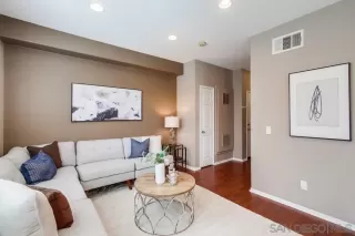 Photo #4: 250024032 Listing