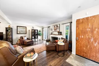 Photo #3: 250024038 Listing