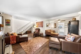 Photo #6: 250024038 Listing