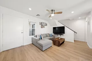 Photo #3: 250024048 Listing