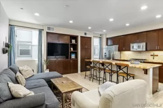 Photo #5: 250024067 Listing