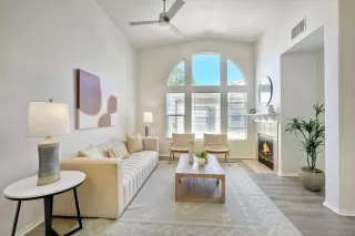 Photo #2: 250024074 Listing