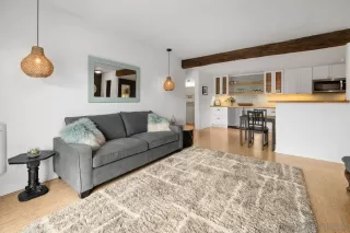 Photo #3: 250024080 Listing