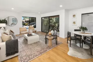 Photo #4: 250024105 Listing 