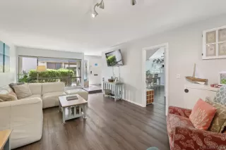 Photo #6: 250024141 Listing