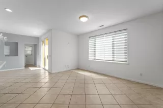 Photo #6: 250024143 Listing