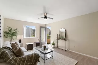 Photo #2: 250024147 Listing