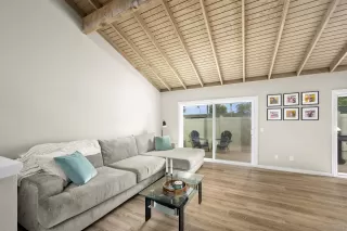 Photo #3: 250024156 Listing