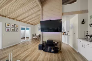 Photo #5: 250024156 Listing