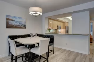 Photo #3: 250024170 Listing