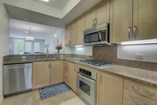 Photo #6: 250024170 Listing