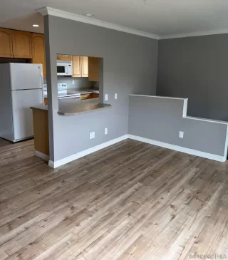 Photo #3: 250024185 Listing 