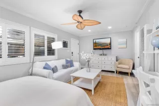 Photo #2: 250024188 Listing