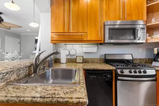 Photo #6: 250024188 Listing