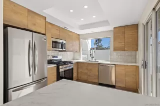 Photo #5: 250024194 Listing