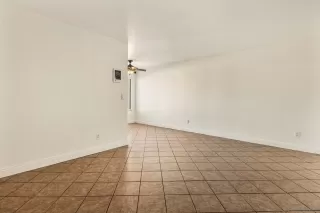 Photo #2: 250024233 Listing 