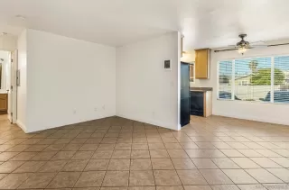 Photo #3: 250024233 Listing 