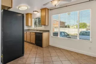 Photo #5: 250024233 Listing 