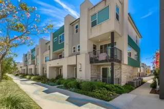 Photo #1: 250024309 Listing