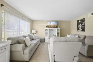 Photo #2: 250024322 Listing