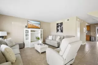 Photo #5: 250024322 Listing