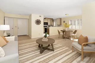 Photo #4: 250024345 Listing