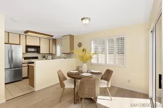 Photo #5: 250024345 Listing