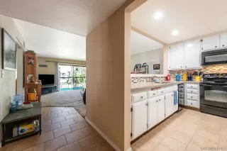 Photo #5: 250024374 Listing