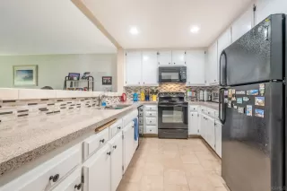 Photo #6: 250024374 Listing