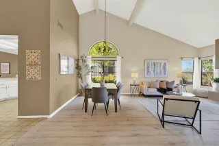 Photo #6: 250024382 Listing