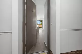 Photo #4: 250024535 Listing