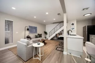 Photo #6: 250024546 Listing