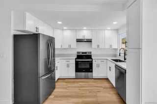 Photo #5: 250024550 Listing