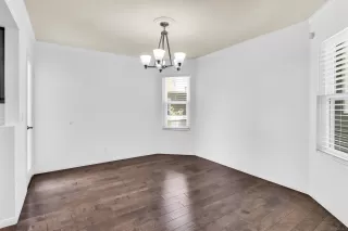 Photo #5: 250024599 Listing 