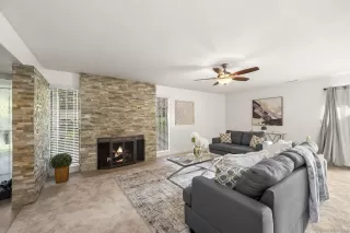 Photo #3: 250024625 Listing