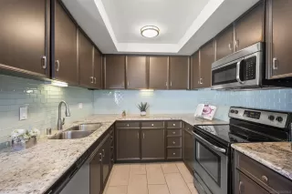 Photo #6: 250024625 Listing