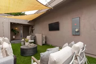 Photo #2: 250024629 Listing