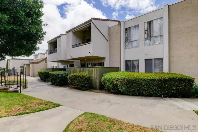 MLS: 250024722 Condo For Sale