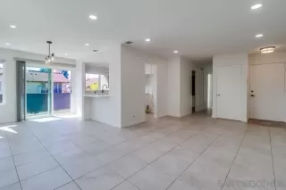 Photo #4: 250024737 Listing