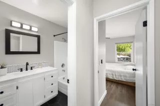 Photo #5: 250024760 Listing