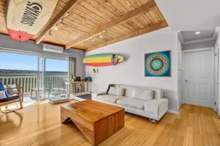 Photo #1: 250024784 Listing 