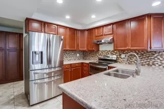 Photo #3: 250024798 Listing 