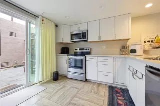 Photo #3: 250024813 Listing