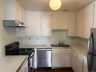 Photo #6: 250024817 Listing