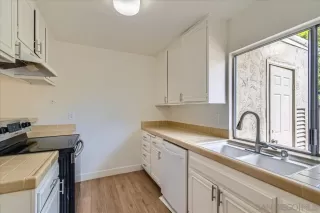 Photo #3: 250024830 Listing 