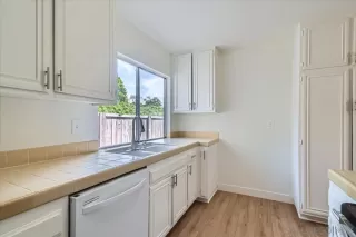 Photo #6: 250024830 Listing 