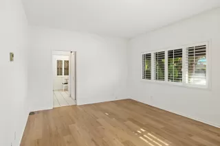 Photo #5: 250024848 Listing 